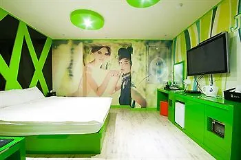 O2 Motel Busan 2*,