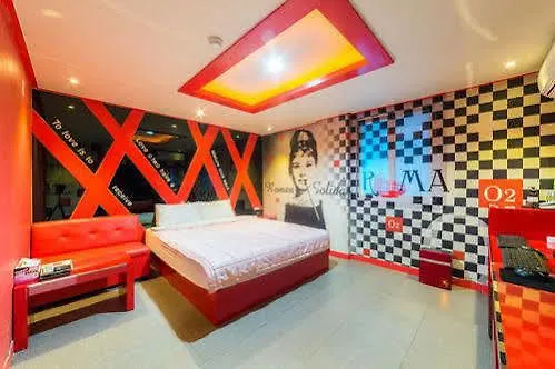 O2 Motel Busan 2*,
